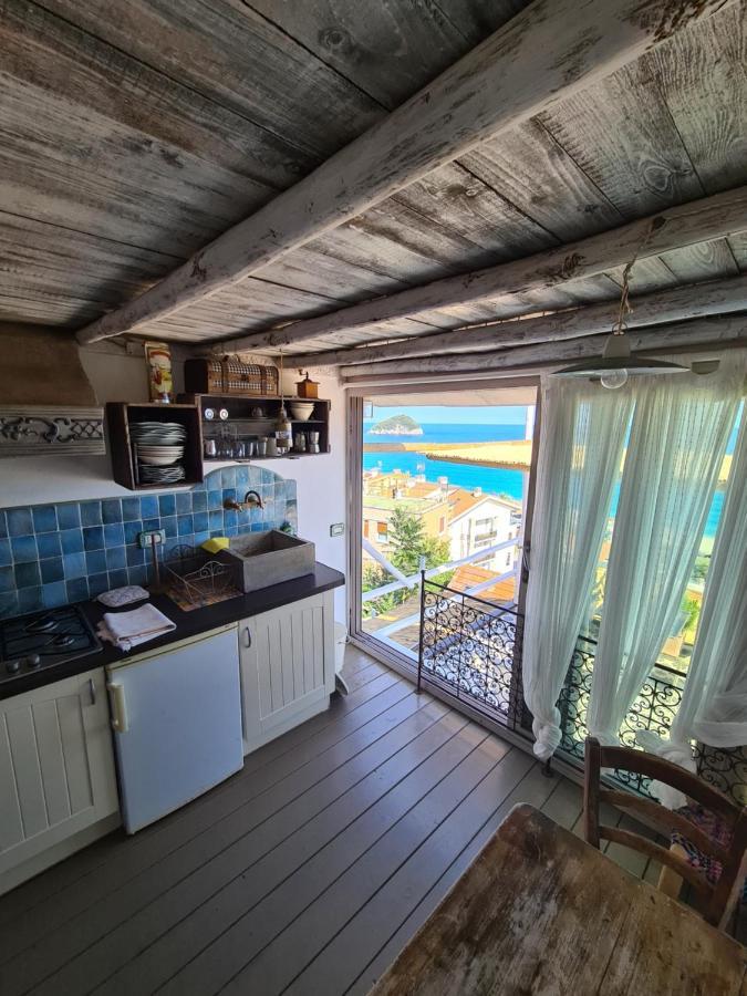 Soqquadro Art&Relax - Spotorno Apartment Exterior photo