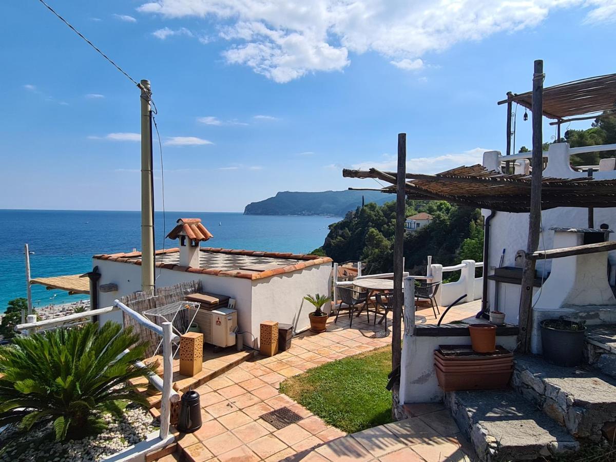 Soqquadro Art&Relax - Spotorno Apartment Exterior photo