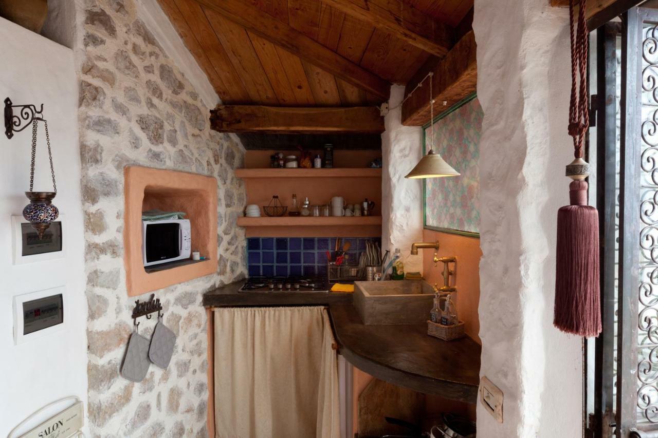 Soqquadro Art&Relax - Spotorno Apartment Exterior photo