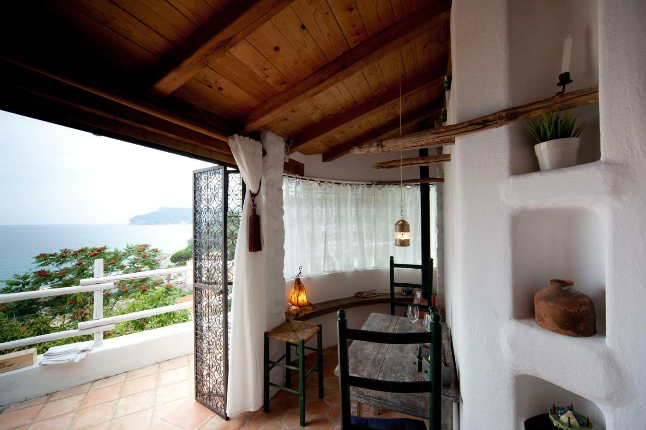 Soqquadro Art&Relax - Spotorno Apartment Exterior photo